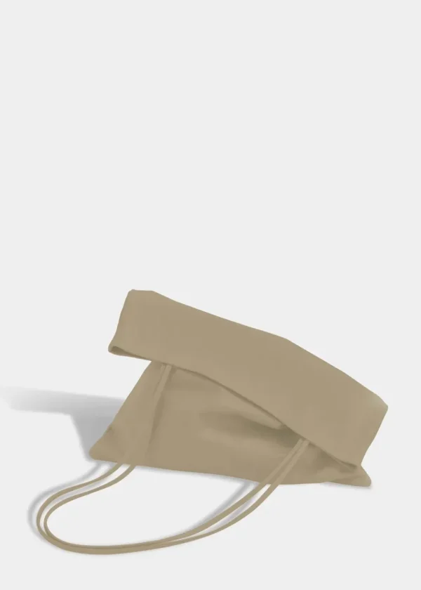 Modern Weaving Slim Lamb Sak in Taupe